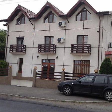 Casa Mario Hotel Galati  Bagian luar foto
